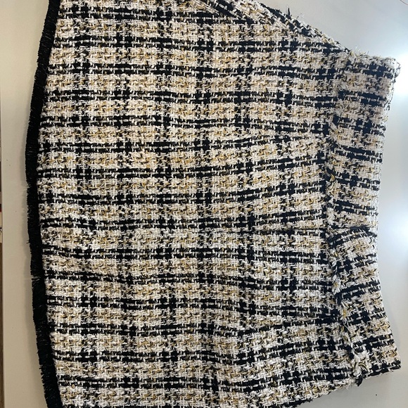 Skirt - Picture 4 of 4